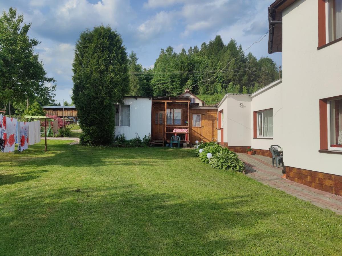 Przy Winogronie Hotel Uherce Mineralne Luaran gambar