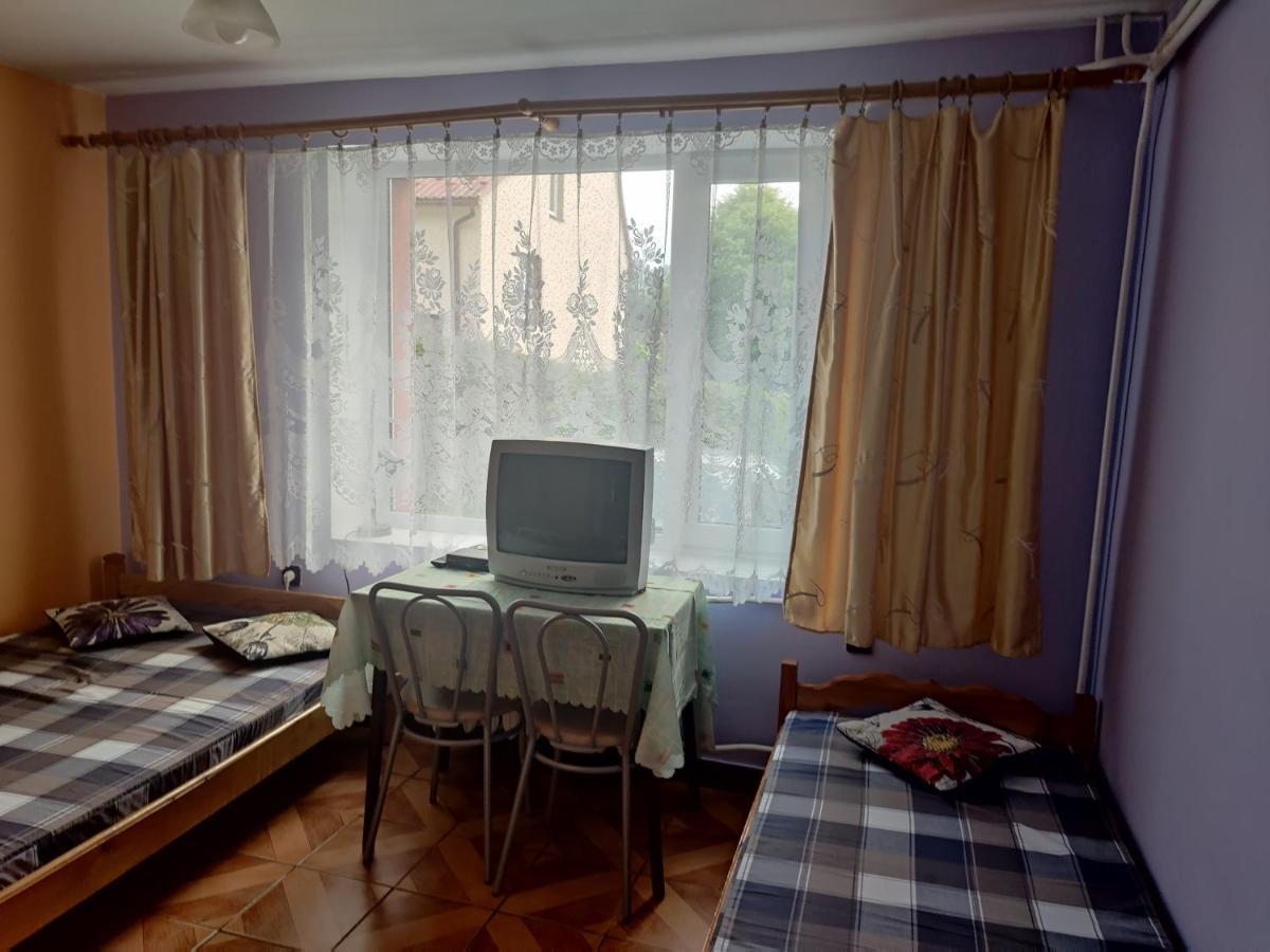 Przy Winogronie Hotel Uherce Mineralne Bilik gambar