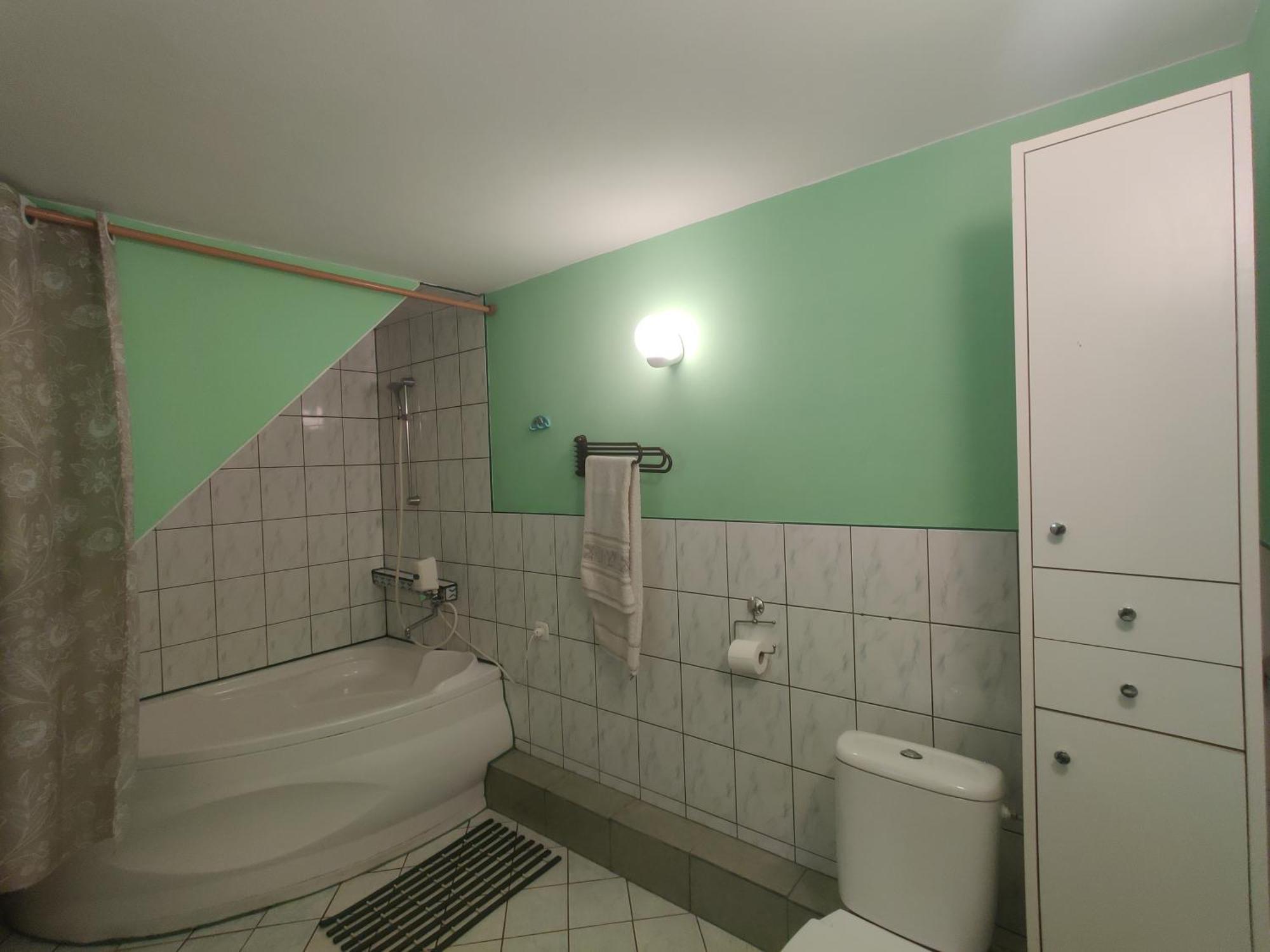 Przy Winogronie Hotel Uherce Mineralne Bilik gambar