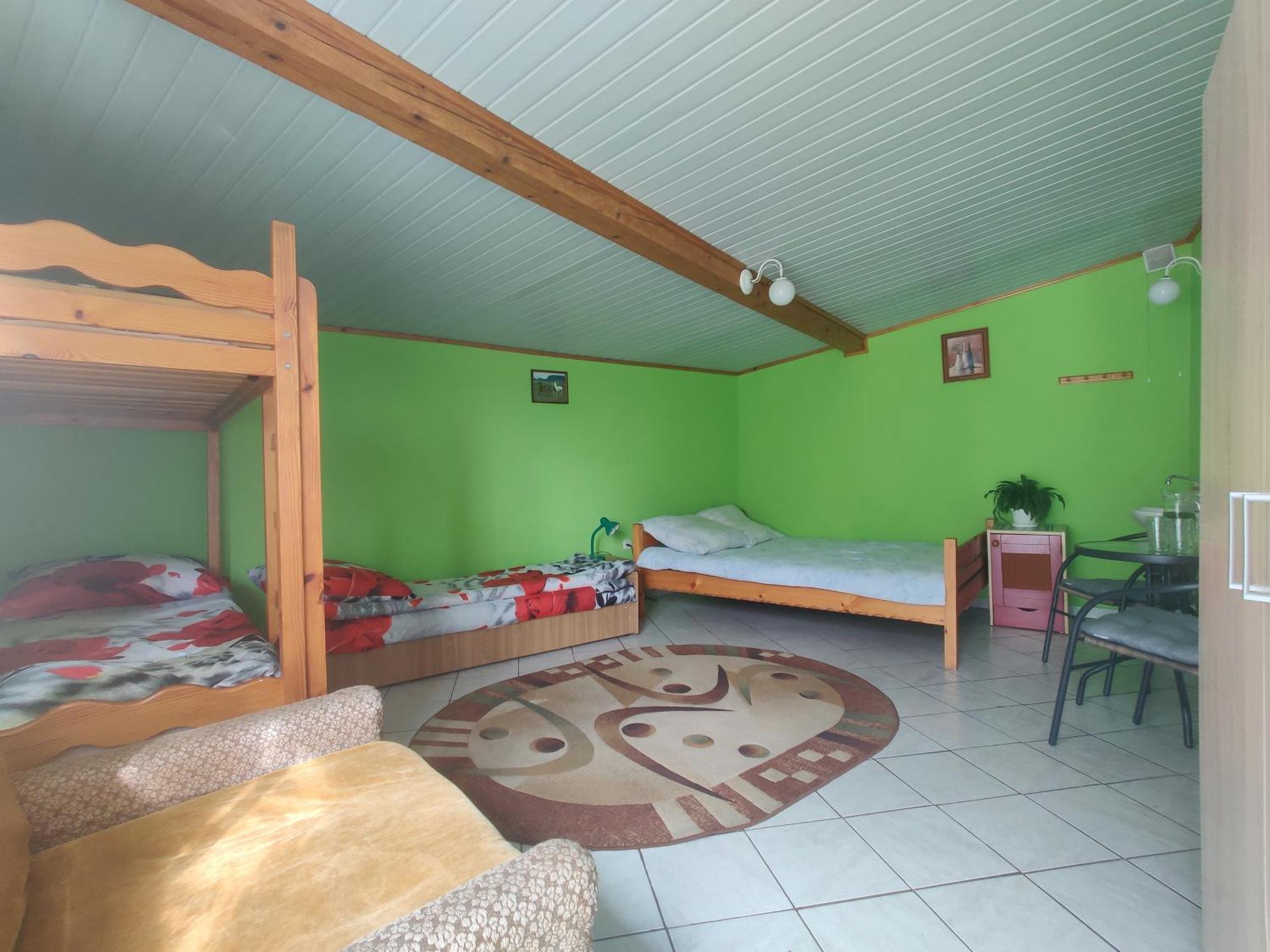 Przy Winogronie Hotel Uherce Mineralne Bilik gambar